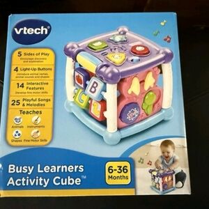 Vtech Busy Learners Activity Cube - Purple and Blue EUC Light Up/Sound
